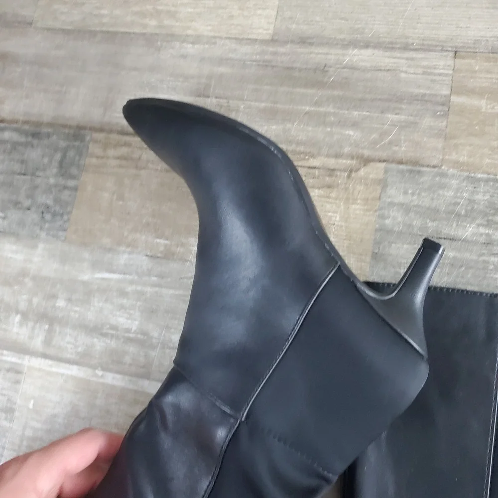 AEROSOLES new without
